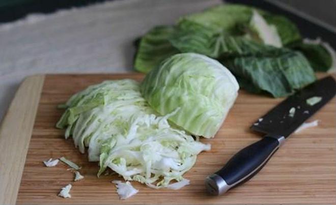 Nếu c&oacute; dạ d&agrave;y yếu, bạn n&ecirc;n ăn &iacute;t đi 2 quả v&agrave;ng v&agrave; ăn nhiều hơn 2 loại rau xanh - Ảnh 3.