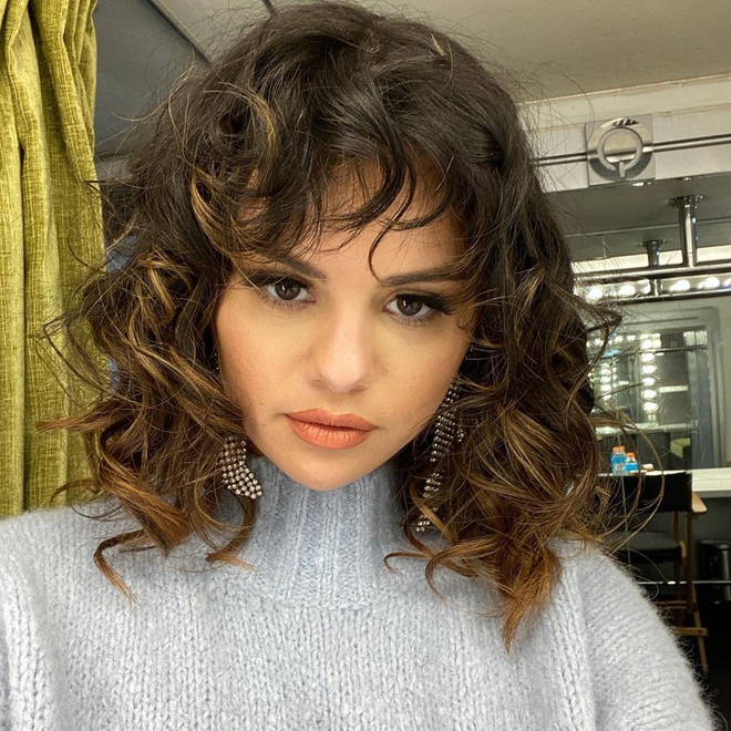 Chị đẹp Selena Gomez rinh ngay 6 triệu like vì đổi kiểu tóc mới: Nếu là người khác thì đã bị dìm già thêm chục tuổi rồi! - Ảnh 2.