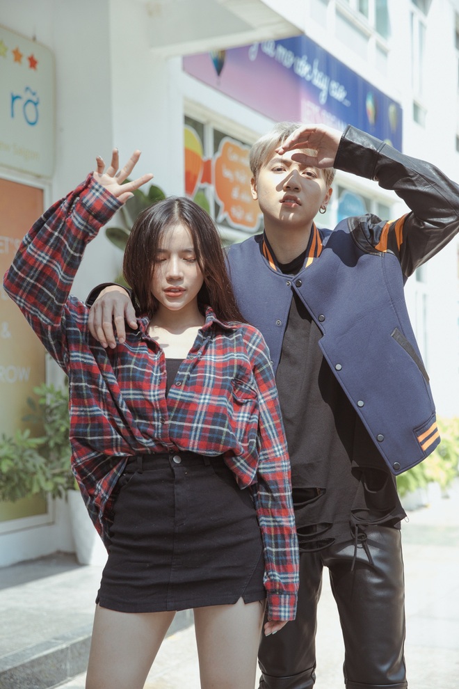 Hằng Bingboong, Xesi, Lyly rủ r&ecirc; Dương Edward c&ugrave;ng 1500 anh em truyền sự dũng cảm cho hội ế bớt h&egrave;n: Valentine y&ecirc;u ai phải n&oacute;i! - Ảnh 3.