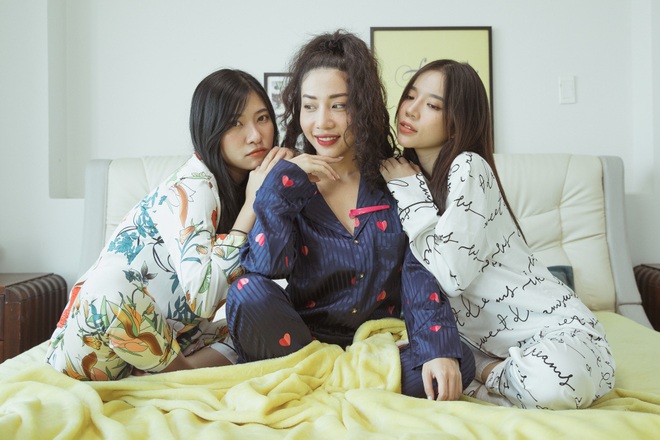 Hằng Bingboong, Xesi, Lyly rủ r&ecirc; Dương Edward c&ugrave;ng 1500 anh em truyền sự dũng cảm cho hội ế bớt h&egrave;n: Valentine y&ecirc;u ai phải n&oacute;i! - Ảnh 2.