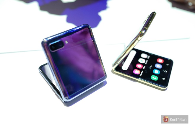 Cận cảnh Galaxy Z Flip: Smartphone màn hình gập vỏ sò độc đáo của Samsung,  giá rẻ chỉ 32 triệu đồng - Ảnh 8.