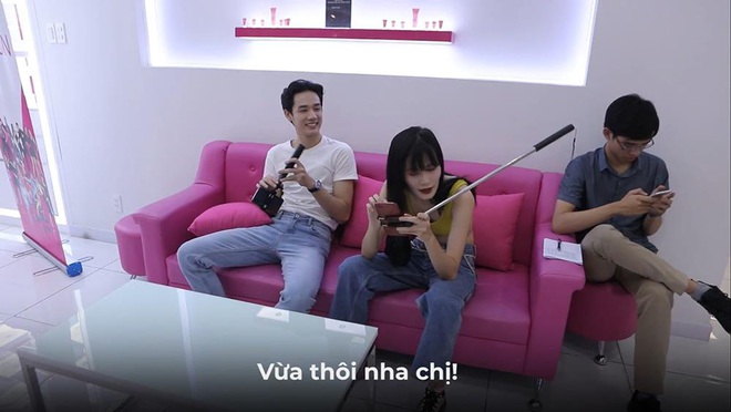 Clip: Vừa chạm trán, top 30 Vietnams Next Top Model đã chặt chém nhau cực drama! - Ảnh 2.