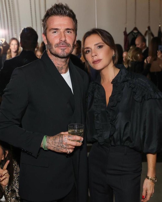 Chụp ảnh quảng cáo sương sương, nhưng ông chú David Beckham vẫn manly chết ngất, khiến đám đàn em còn phải chạy dài - Ảnh 3.