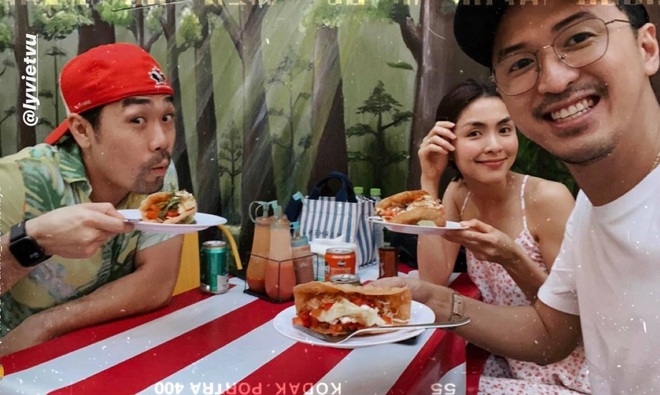 Vợ chồng H&agrave; Tăng ăn tối ri&ecirc;ng với bạn trai Kathy Uy&ecirc;n, tiếp tục chứng minh mối quan hệ th&acirc;n thiết của hội bạn triệu đ&ocirc; - Ảnh 1.