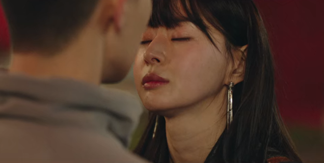 Vì chủ quán đẹp trai Park Seo Joon, gái hư Kim Da Mi tung liên hoàn tát, triệt hạ ác nữ với một nốt nhạc ở Tầng Lớp Itaewon tập 5 - Ảnh 9.