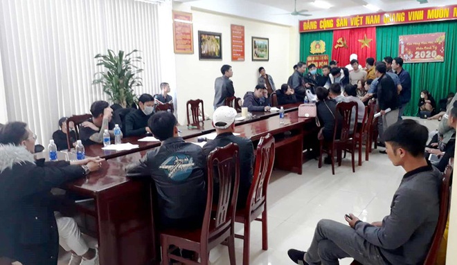  T&acirc;n gi&aacute;m đốc C&ocirc;ng an L&acirc;m Đồng chỉ đạo đ&aacute;nh &uacute;p qu&aacute;n bar ăn chơi bậc nhất Đ&agrave; Lạt  - Ảnh 4.