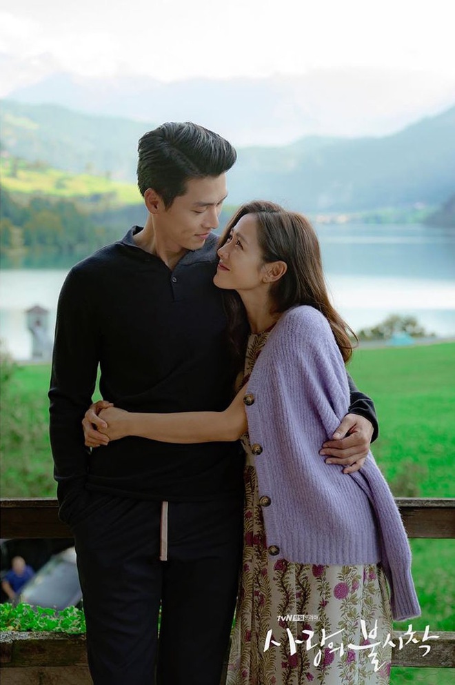 Đài tvN gây bão khi tung bộ hình Hyun Bin - Son Ye Jin tình tứ không khác gì ảnh cưới, phần bụng của chị đẹp gây chú ý lớn - Ảnh 4.