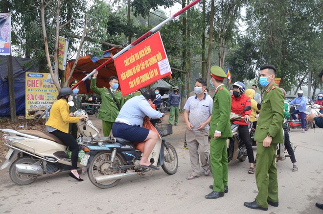 Thêm 4 người nhiễm Covid -19 ở Vĩnh Phúc có kết quả âm tính, hai người sắp được ra viện - Ảnh 2.