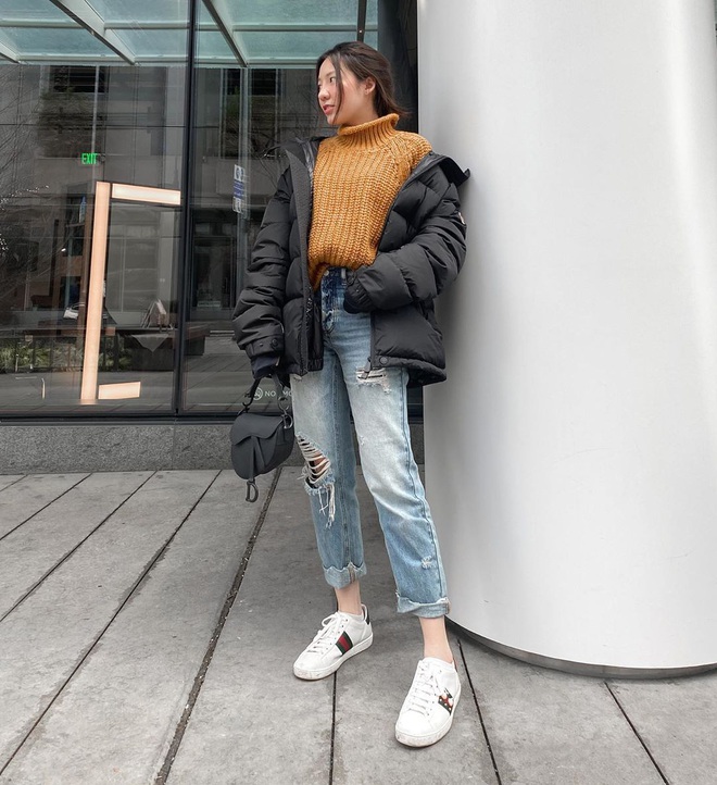 Street style hội sành mặc Instagram: Quần ống rộng càn quét mọi mặt trận, ai diện chân cũng dài đến nách - Ảnh 12.