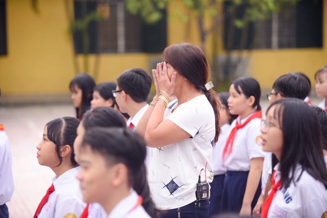 Thiếu niên nói: Cha con mất rồi - Cô bé 7 tuổi ân hận vì cha ra đi mãi mãi không kịp nói lời xin lỗi - Ảnh 8.