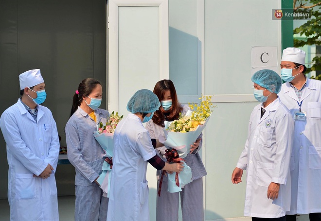 Bệnh nhân nhiễm Covid-19 ở Vĩnh Phúc gửi lời xin lỗi khi xuất viện - Ảnh 5.