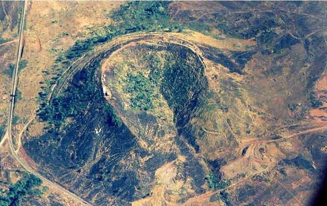 Văn Toàn chụp ảnh thần thái cho Tuấn Anh trong chuyến chinh phục đỉnh núi lửa nổi tiếng nhất Tây Nguyên - Ảnh 9.