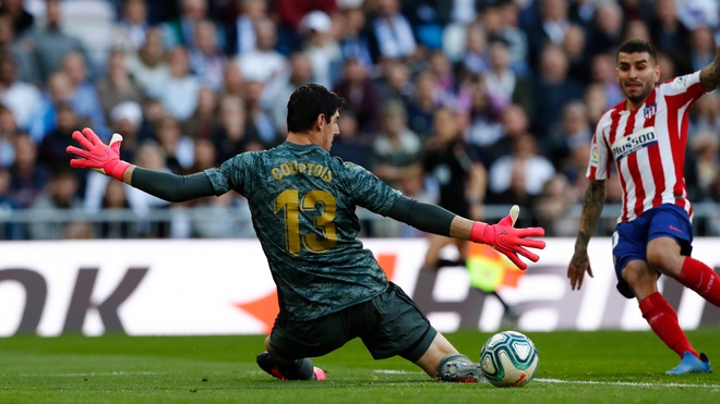 Đ&aacute;nh bại k&igrave;nh địch trong trận đại chiến thủ đ&ocirc; T&acirc;y Ban Nha, Real Madrid cho Barcelona h&iacute;t kh&oacute;i trong cuộc đua v&ocirc; địch - Ảnh 4.