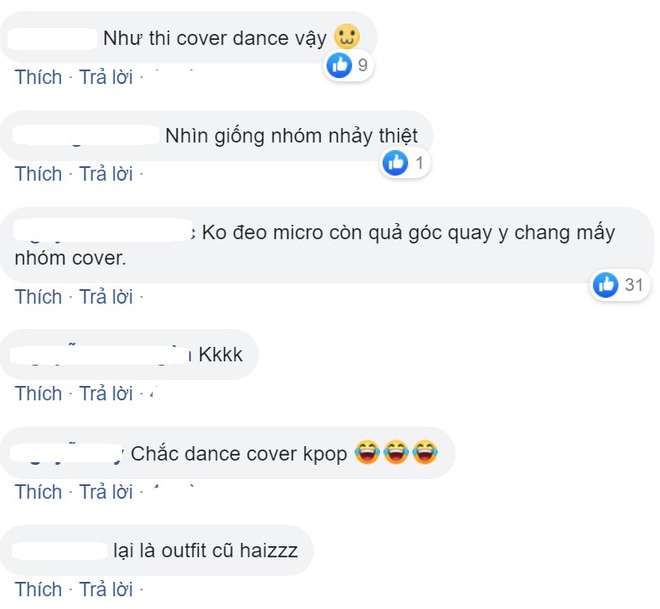 Lần đầu đi show Mỹ, ITZY khiến netizen tranh c&atilde;i v&igrave; mặc lại đồ cũ, biểu diễn kh&ocirc;ng cầm micro - Ảnh 3.