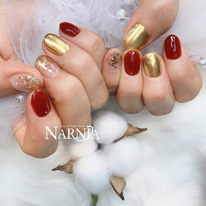 Tham khảo 20 mẫu nail mạ vàng cực đẹp và sang đang rất hot tại Hàn Quốc - Ảnh 7.