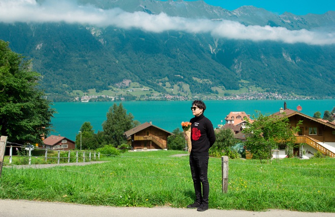 Xuất hiện cả trong Crash Landing On You và MV của Trịnh Thăng Bình, ngôi làng nhỏ bên hồ ở Thuỵ Sĩ đẹp đến mê ảo khiến ai cũng muốn xách vali và đi - Ảnh 4.