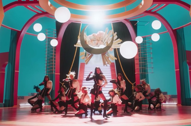 Music Bank ưu &aacute;i IZ*ONE bất chấp l&ugrave;m x&ugrave;m gian lận, netizen mỉa mai: Đ&uacute;ng l&agrave; c&oacute; tiền th&igrave; chuyện g&igrave; cũng c&oacute; thể xảy ra - Ảnh 3.