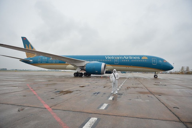 Vietnam Airlines: C&aacute;c chuyến bay tới H&agrave;n Quốc sẽ quay lại ngay, tổ bay kh&ocirc;ng nhập cảnh - Ảnh 1.