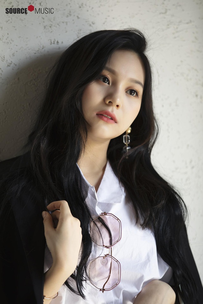 Vẫn biết Umji (G-Friend) đã lột bỏ mác nữ idol xấu nhất lịch sử Kpop nhưng thay đổi ngoạn mục đến thế này thì đúng là ngỡ ngàng - Ảnh 8.