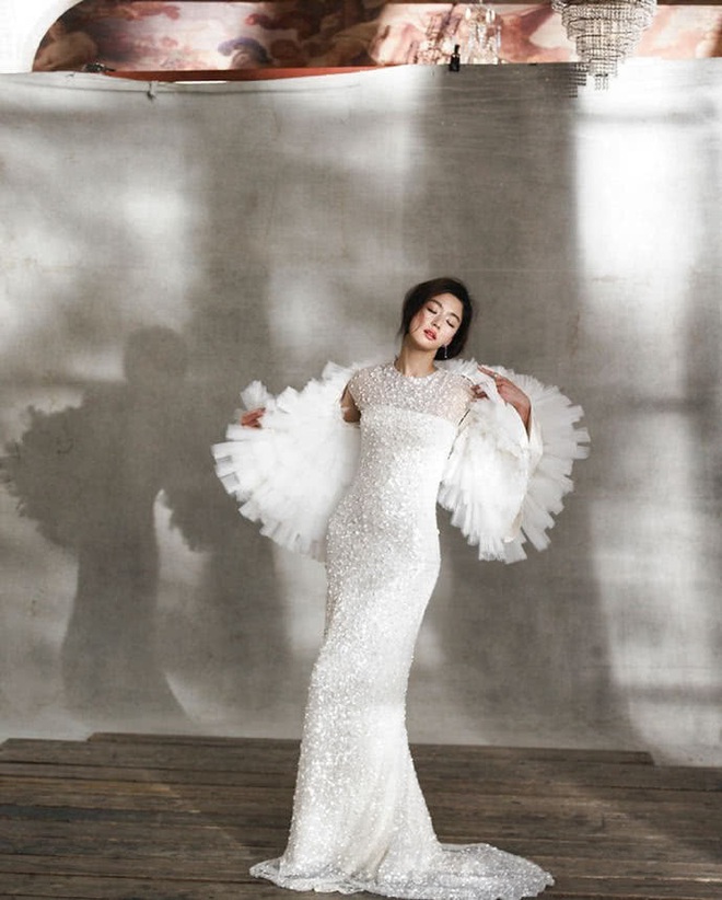Ảnh cưới chụp tạp ch&iacute; của Mợ chảnh Jeon Ji Hyun sau 8 năm hot trở lại khiến Sina phải d&ugrave;ng từ tuyệt mỹ để t&aacute;n dương - Ảnh 6.