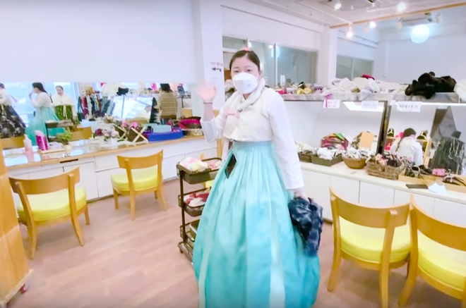 Dàn sao Bố Già sang Hàn Quốc quậy tưng bừng: Diện hanbok nhưng Trấn Thành tự nhận là… “quàng tử Ai Cập”, Trúc Nhân xưng danh “công chúa” - Ảnh 7.