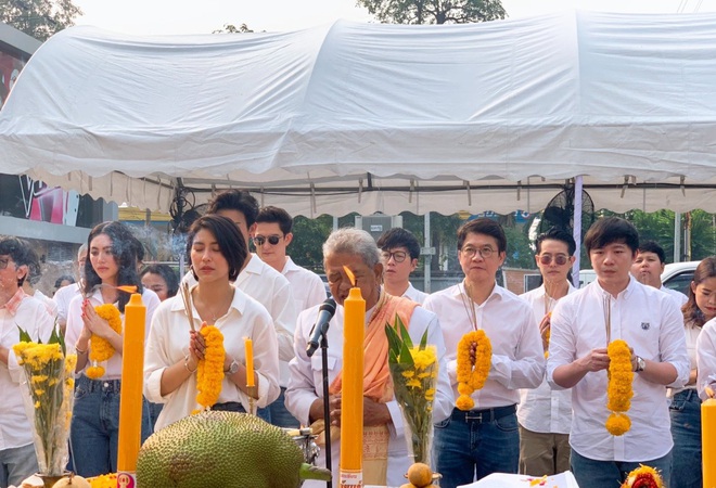 Hậu yêu đương Baifern, dượng Chat Push Puttichai tái xuất với Mai Davika ở Mùa Hè Của Hồ Ly bản Thái - Ảnh 4.