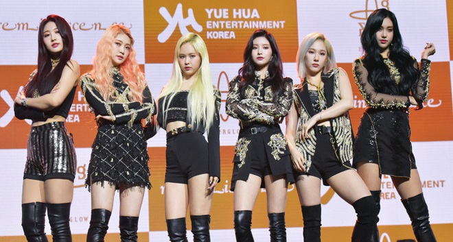 Lập thành tích YouTube khủng được báo chí ca tụng, nhưng netizen Hàn vẫn không phục và nghi án tân binh cosplay BLACKPINK gian lận - Ảnh 1.