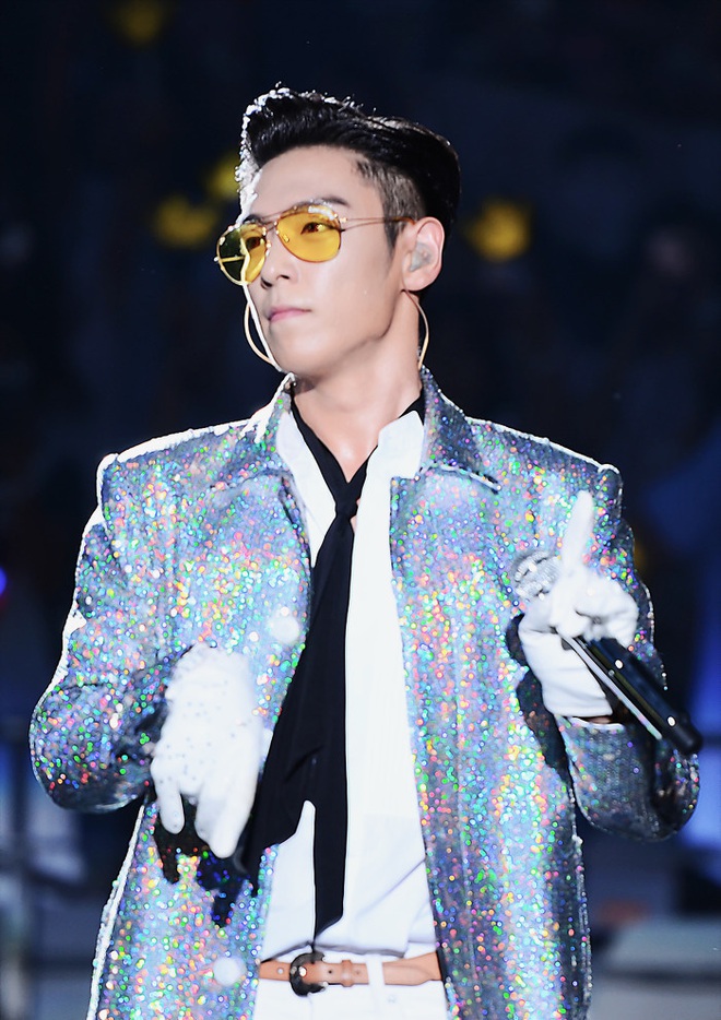 Được hỏi là dancer hay vocal, T.O.P (BIGBANG) trả lời quả bơ biết hát khiến fan được dịp cười ngất vì quá sức thuyết phục - Ảnh 2.