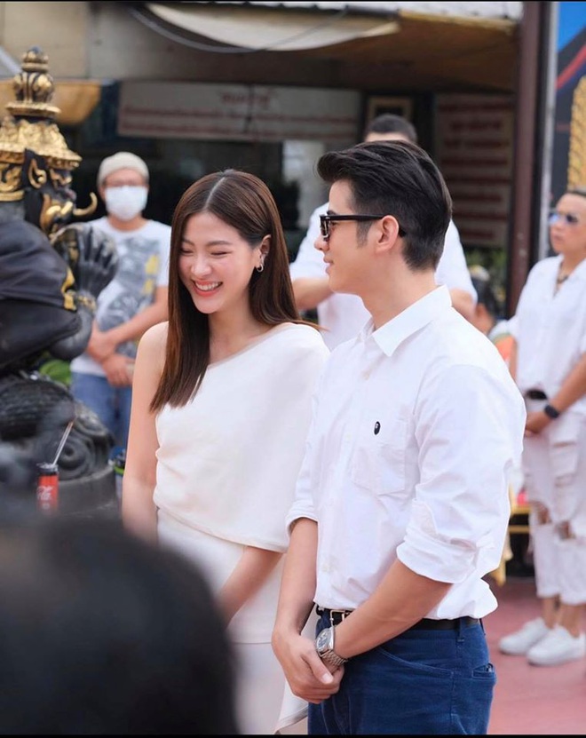 Sự kiện hot nhất Tbiz: Cặp đôi huyền thoại Mario - Baifern tái ngộ với visual xuất sắc sau 10 năm, chuẩn bị Sự kiện hot nhất Tbiz: Cặp đôi huyền thoại Mario - Baifern tái ngộ với visual xuất sắc sau 10 năm, chuẩn bị