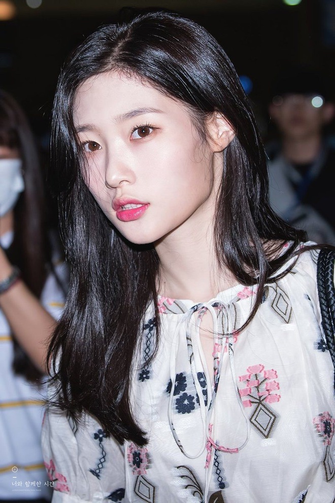 D&agrave;n idol Kpop sở hữu đường cằm sắc như lưỡi dao xi&ecirc;n thẳng v&agrave;o tr&aacute;i tim: To&agrave;n nam thần, 3 mỹ nh&acirc;n lọt top l&agrave; ai? - Ảnh 16.