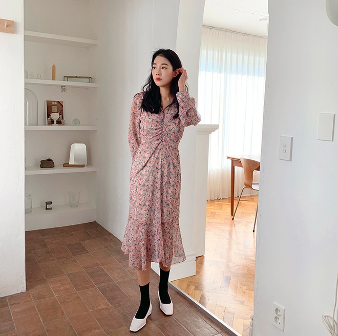 3 kiểu v&aacute;y hoa xinh xắn qu&aacute; mức quy định con g&aacute;i S&agrave;i th&agrave;nh n&ecirc;n sắm ngay để c&ograve;n chụp h&igrave;nh sống ảo - Ảnh 3.