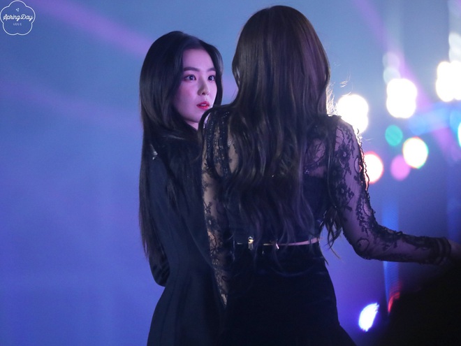 Hot nhất MXH Hàn hôm nay: Tình bạn của tiểu thư nhà YG Jennie và nữ thần SM Irene, choáng khi kéo đến ảnh chụp chung - Ảnh 8.