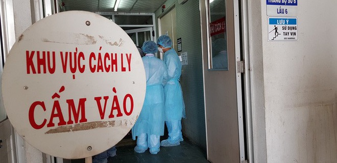 Giám đốc Trung tâm Kiểm soát bệnh tật TP HCM: Khẩn cấp tìm 67 hành khách lưu trú ở Trung Quốc vừa nhập cảnh - Ảnh 1.