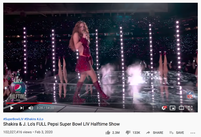 Sân khấu Super Bowl của Shakira và Jennifer Lopez đã vượt 100 triệu view sau 4 ngày, vượt xa Lady Gaga, Beyoncé hay Justin Timberlake... - Ảnh 1.