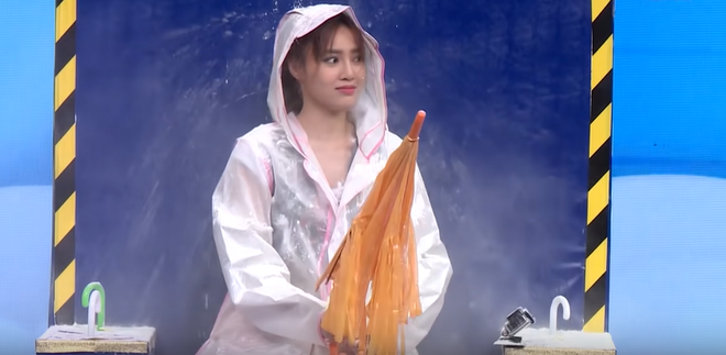 7 nụ cười xu&acirc;n ch&iacute;nh l&agrave; gameshow t&iacute;ch cực d&igrave;m h&agrave;ng Ninh Dương Lan Ngọc nhất! - Ảnh 6.