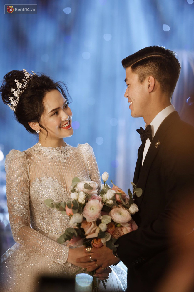 Loạt khoảnh khắc đẹp nức nở trong đám cưới Quỳnh Anh - Duy Mạnh: Cổ tích của công chúa và hoàng tử thật rồi! - Ảnh 10.