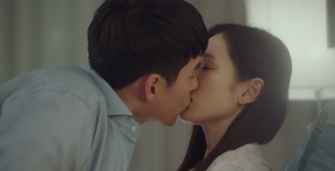 Cả thế giới hạnh ph&uacute;c nh&igrave;n Hyun Bin v&agrave; Son Ye Jin quấn qu&yacute;t b&ecirc;n nhau, trừ 5 nh&acirc;n vật Crash Landing On You n&agrave;y! - Ảnh 1.