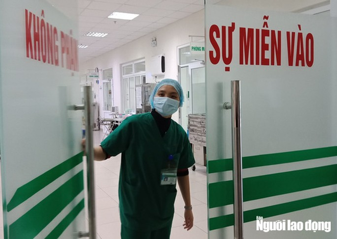 V&agrave;o tuyến đầu điều trị 4 bệnh nh&acirc;n dương t&iacute;nh virus corona - Ảnh 5.