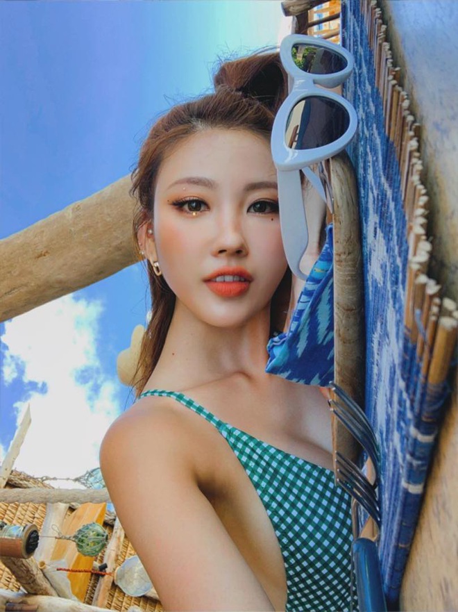 Là cô dâu đầu tiên chơi lớn đính đá lên mắt, dễ là Quỳnh Anh vừa “mở bát” cho xu hướng makeup cô dâu hot hit nhất 2020 - Ảnh 9.