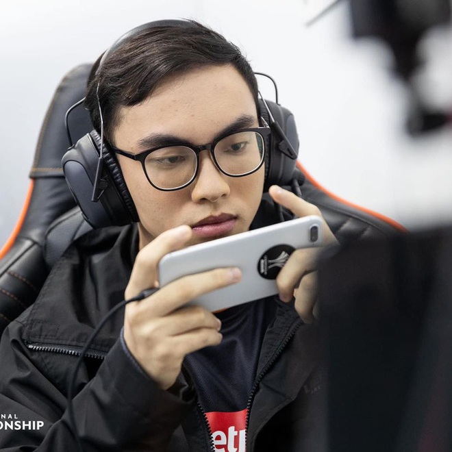 Tay đ&aacute;nh Li&ecirc;n Qu&acirc;n, đầu nghĩ Tốc Chiến, ProE đang muốn xưng vương c&ugrave;ng tựa game mới? - Ảnh 1.