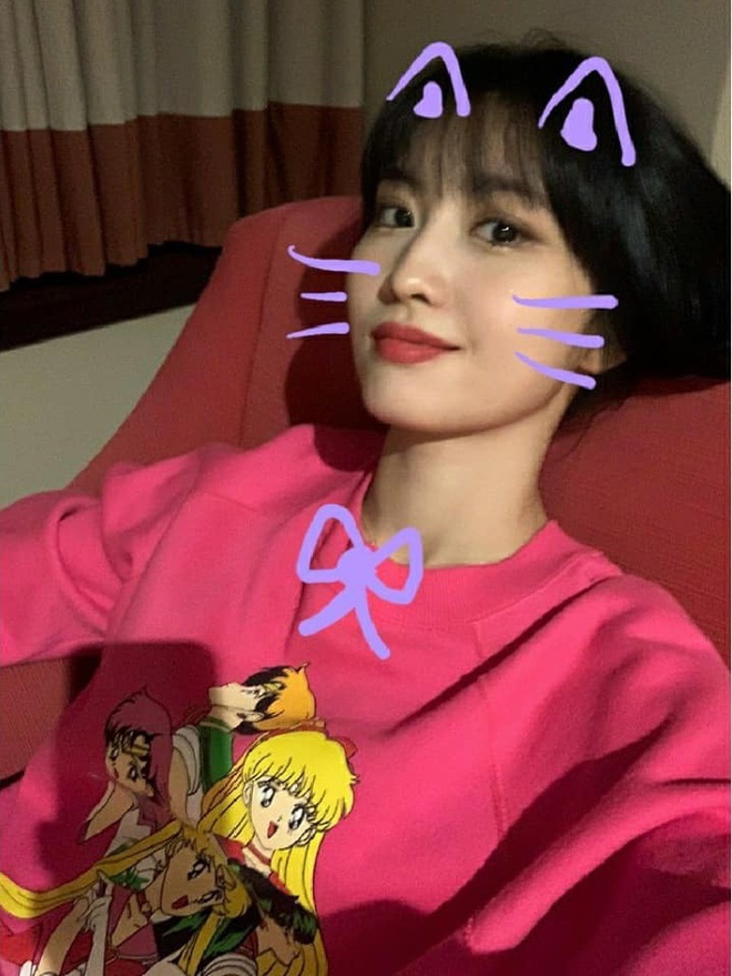 Momo (TWICE) than thở chuyện kiêng ăn hậu phẫu thuật nhưng nhan sắc mới gây chú ý - Ảnh 7.