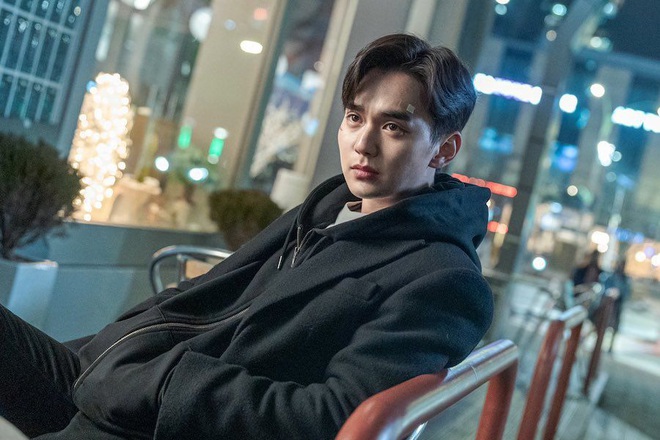 Nam thần trẻ Yoo Seung Ho hứa hẹn đốt mắt người xem bằng nhiều pha hành động cực đã ở Memorist - Ảnh 2.