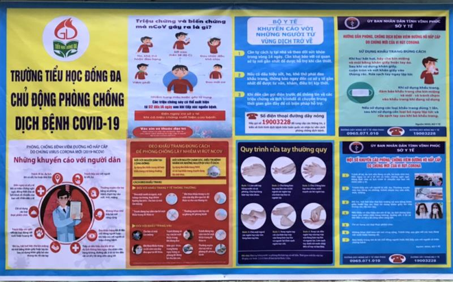 Ảnh: Học sinh mầm non, tiểu học rạng rỡ trở lại trường sau kỳ nghỉ d&agrave;i v&igrave; Covid-19 - Ảnh 4.