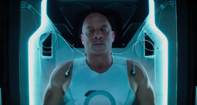 Anh hùng số nhọ Vin Diesel phô diễn hành động chất khỏi bàn, chỉ tiếc kịch bản BLOODSHOT chưa đã nư - Ảnh 3.