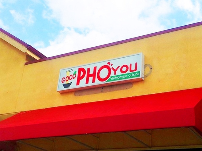 Những biển hiệu “biến hoá khôn lường” của các nhà hàng phở nước ngoài: Thế mới thấy phở Việt Nam được ưa chuộng trên thế giới như nào! - Ảnh 14.