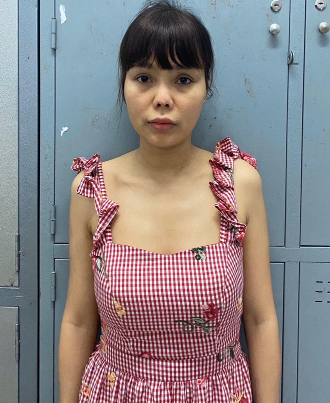 Nữ quản lý nhà hàng ở trung tâm Sài Gòn môi giới cho nhân viên bán dâm với giá 2 triệu đồng/lượt/người - Ảnh 1.