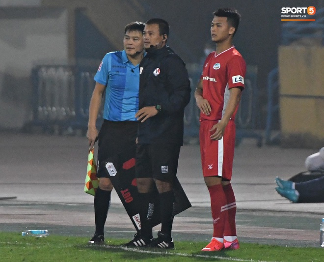 Tuyển thủ Việt Nam dự U20 World Cup hồi sinh thần kỳ sau 2 năm bị chấn thương kinh ho&agrave;ng, ghi điểm mạnh với trợ l&yacute; Lee Young-jin - Ảnh 1.