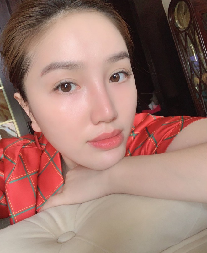 Cậy da khỏe, Bảo Thy nhiều lần liều m&igrave;nh đi ngủ m&agrave; kh&ocirc;ng tẩy trang nhưng bạn đừng bắt chước theo kẻo toang - Ảnh 4.