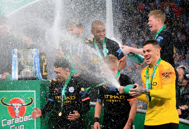 Man City lần thứ ba liên tiếp vô địch Cúp Liên đoàn Anh - Ảnh 9.