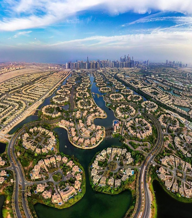 Loạt ảnh chụp từ tr&#234;n cao chứng minh Dubai l&#224; “v&#249;ng đất đến từ h&#224;nh tinh kh&#225;c”, thật hiếm nơi n&#224;o tr&#234;n thế giới s&#225;nh bằng - Ảnh 14.